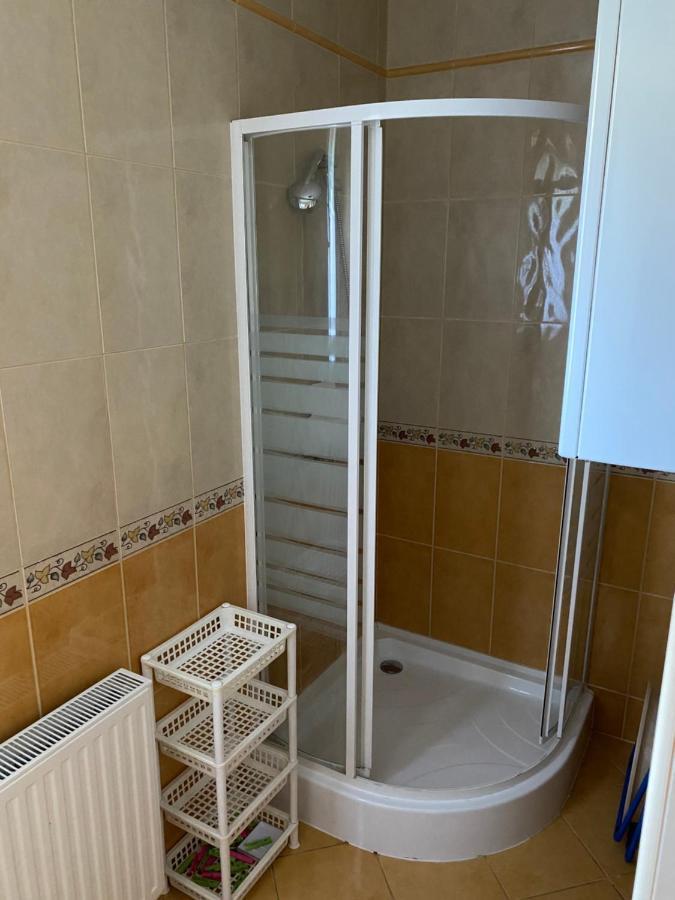 Apartamento Árnyas ház Balatonlelle Exterior foto